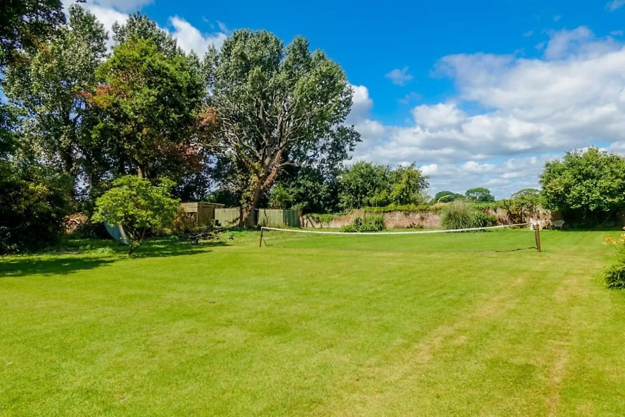 Cedar House Boutique B&B Burton  5*, Burton (Dorset) United Kingdom
